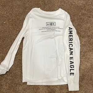 American Eagle long sleeve shirt